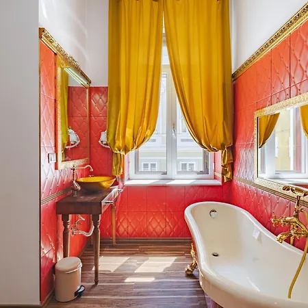 Centro Rooms-camere Eleganti In Pieno Centro Triest
