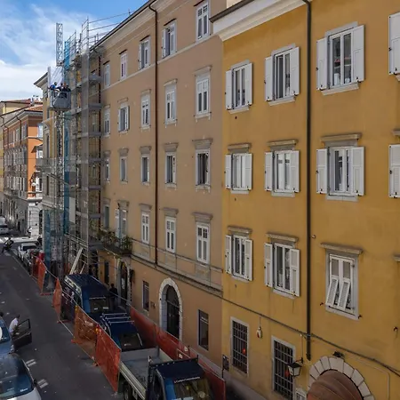 Centro Rooms-camere Eleganti In Pieno Centro